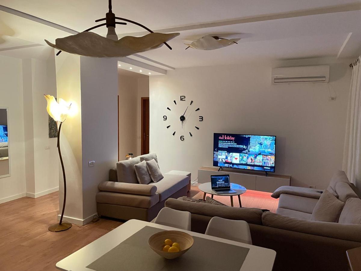 Proper Apartment 1 Тирана Екстериор снимка