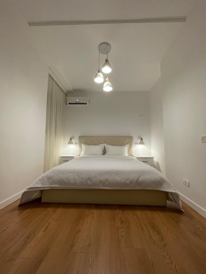 Proper Apartment 1 Тирана Екстериор снимка